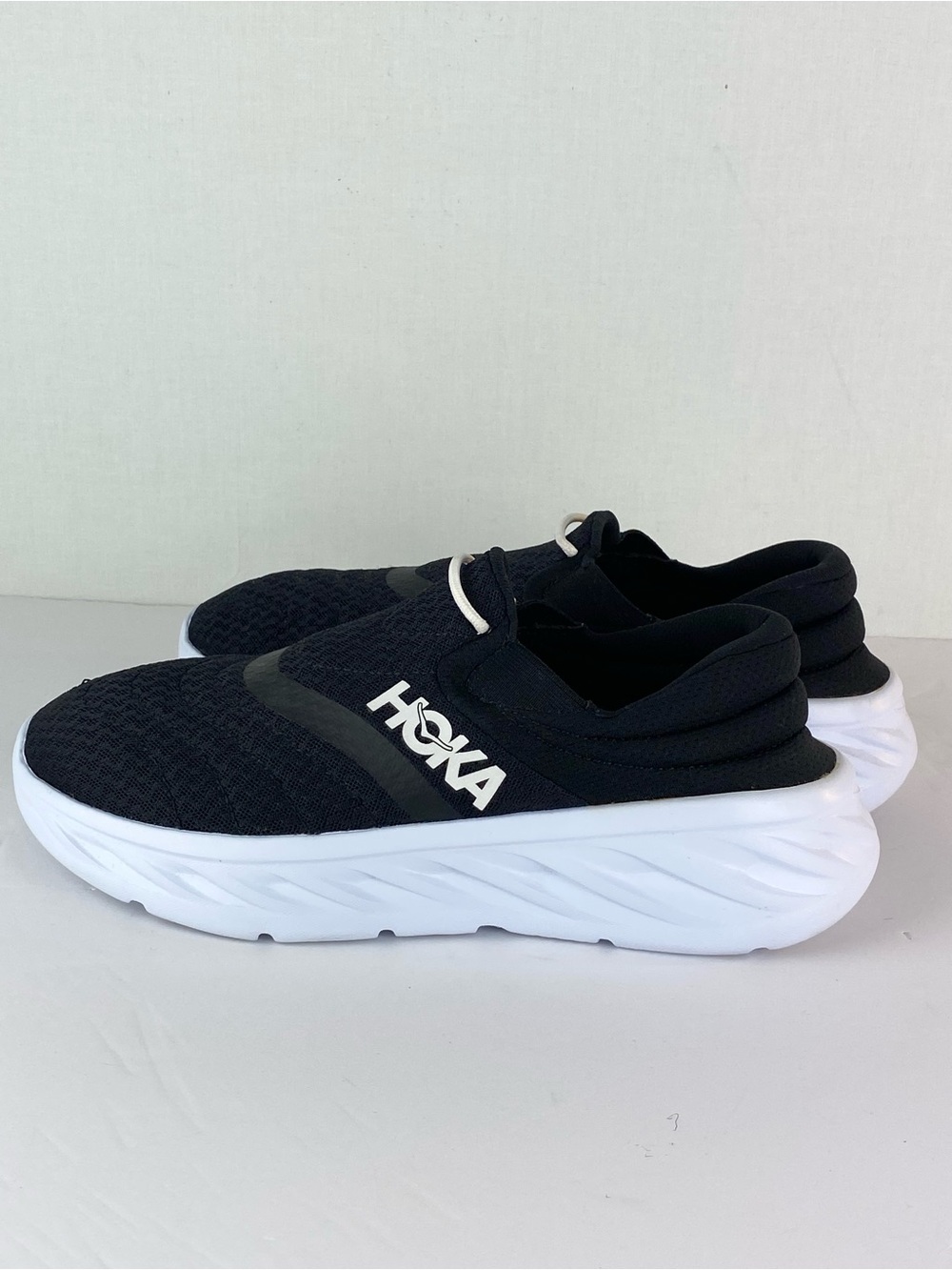 Hoka One Recovery Shoe 2. Women's Size10 Color Black/White - Picture 6 of 11
